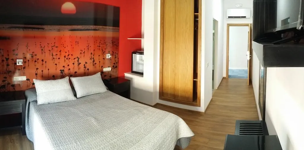 Pensión Hostal Boutique El Patio Lepe